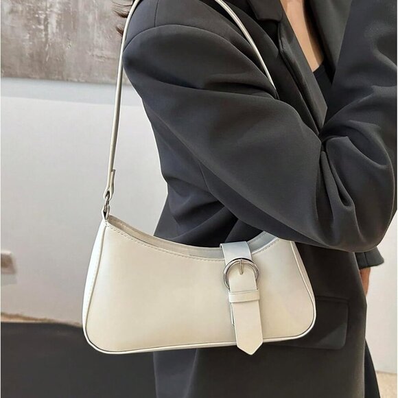 Fashion-Forward Women's Faux Leather Crescent Handbag with Spacious Interior - Picture 2 of 6